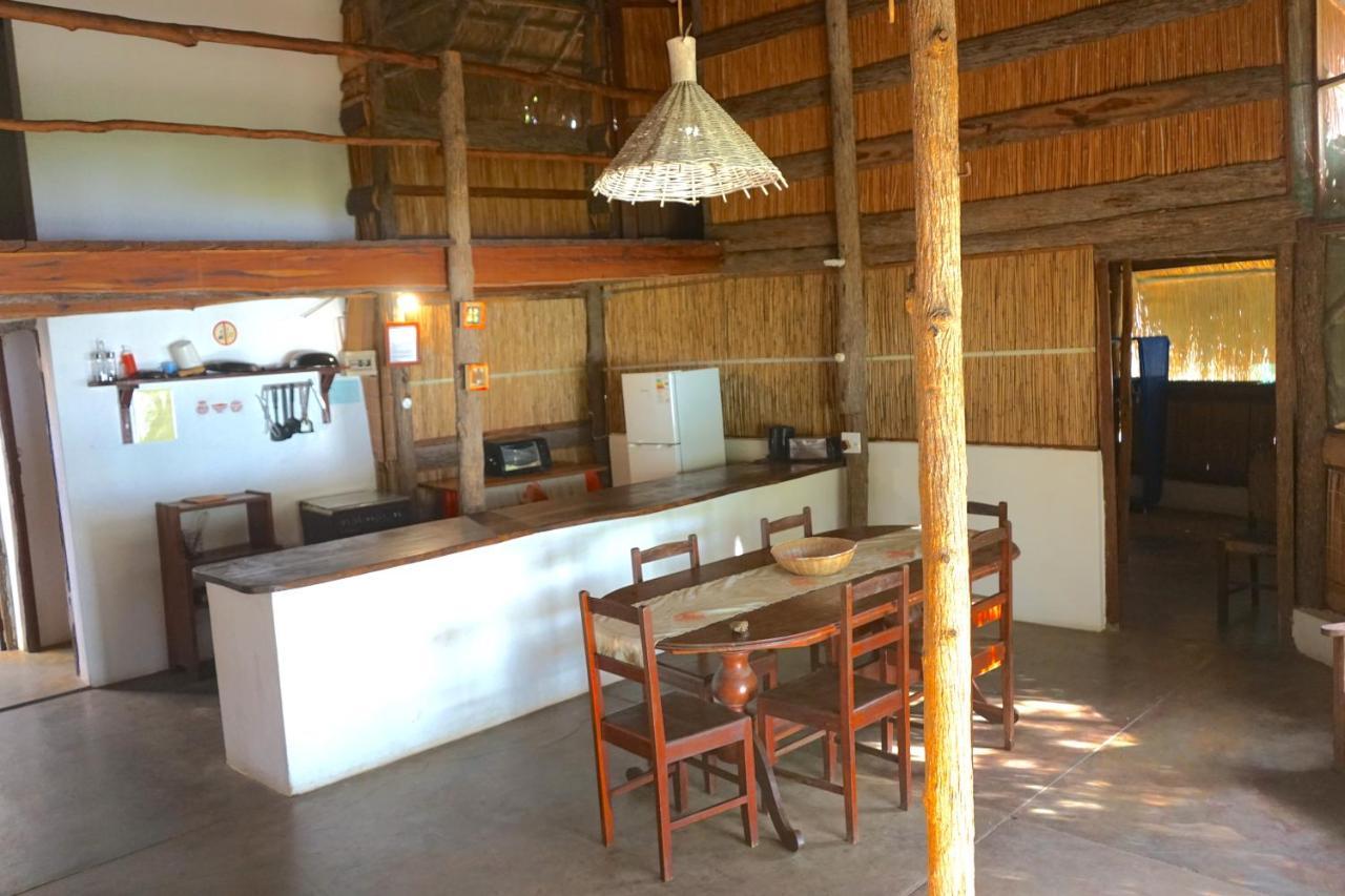 Nhambavale Lodge シーデンゲーリ エクステリア 写真