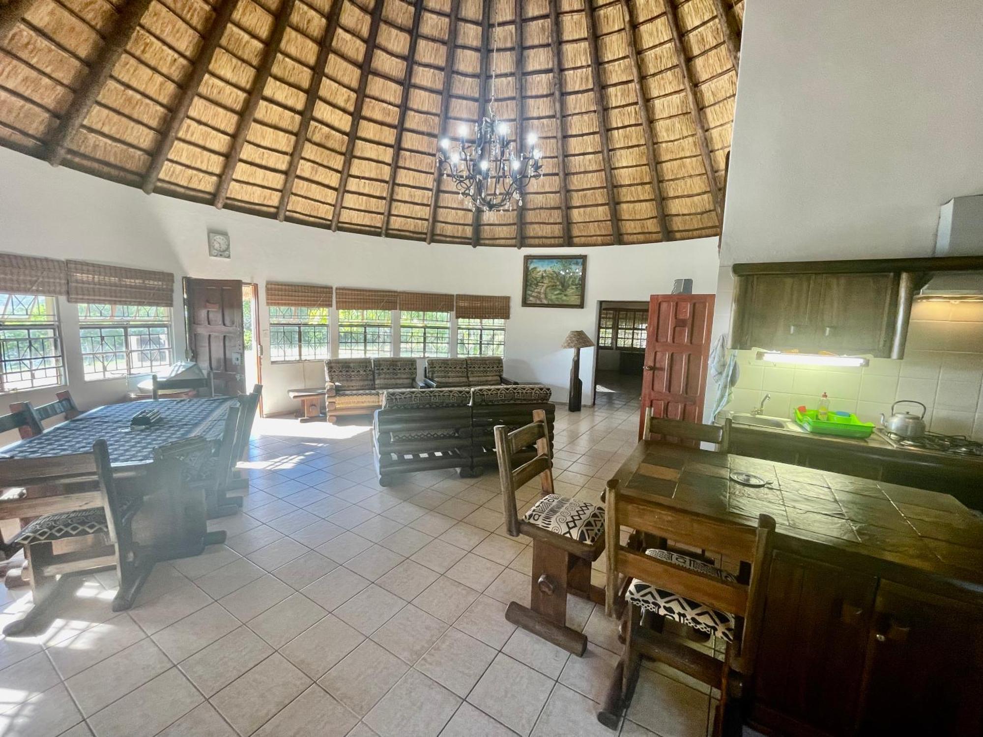 Nhambavale Lodge シーデンゲーリ エクステリア 写真